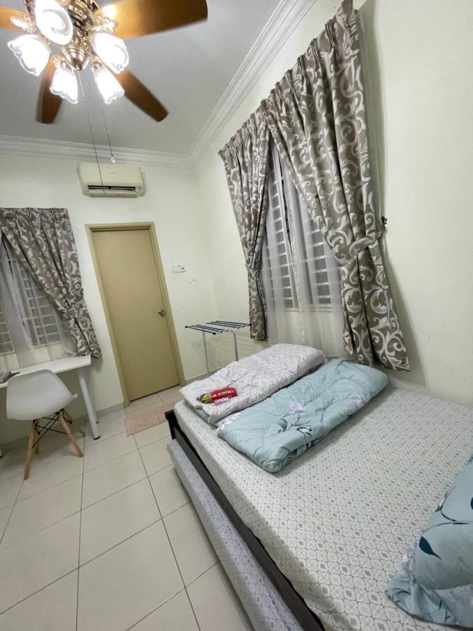 Hotel 3R D'Latania Senawang Seremban Esterno foto